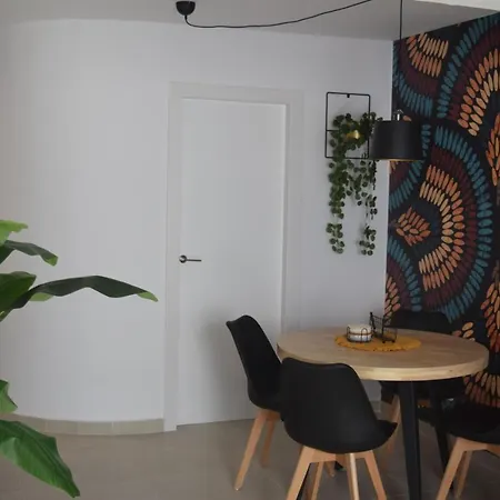 Casa Zizi * קוסטה קלמה